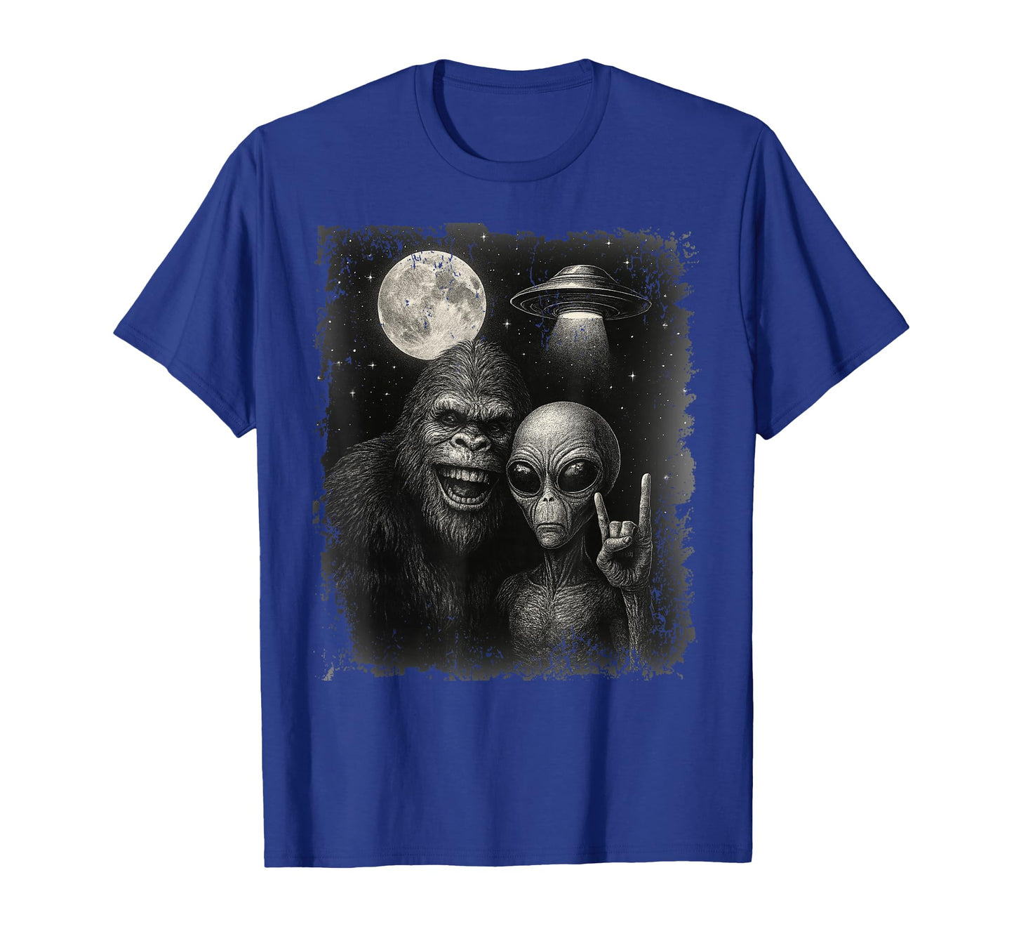 Funny Grunge Alien Selfie with Rock Bigfoot & UFO T-Shirt