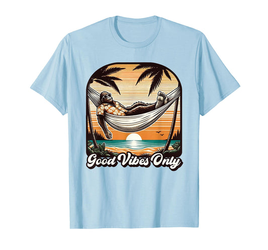 Funny Bigfoot Sasquatch Hawaiian Retro Beach Vacation Men T-Shirt