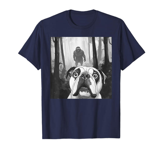 English Bulldog Selfie With Bigfoot Sasquatch Funny T-Shirt