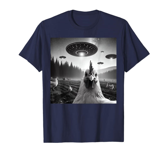 Chicken Rooster Funny Selfie Chicken with UFOs Weird Aliens T-Shirt