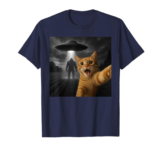 Cat Selfie with Sasquatch Bigfoot Alien UFO Funny Cat Meme T-Shirt