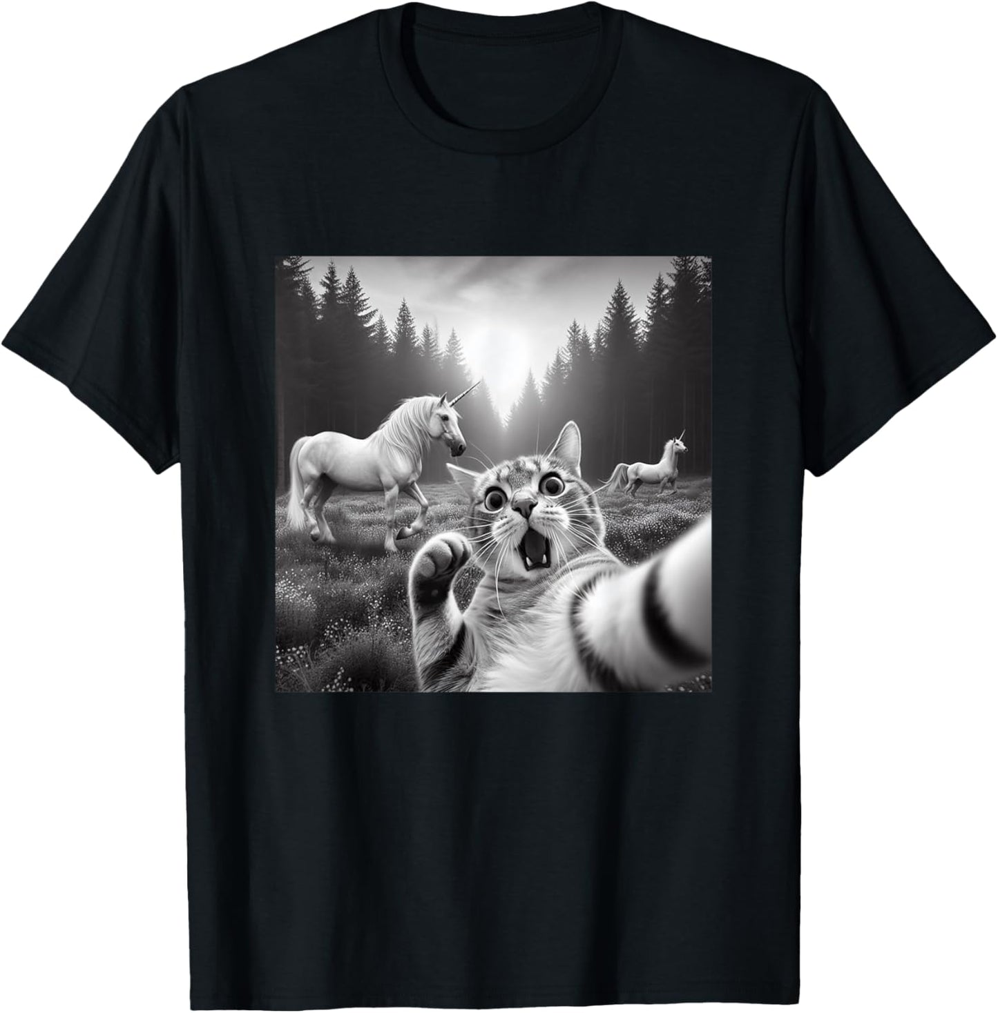 Funny Surprised And Scared Cat Selfie With Unicorns T-Shirt