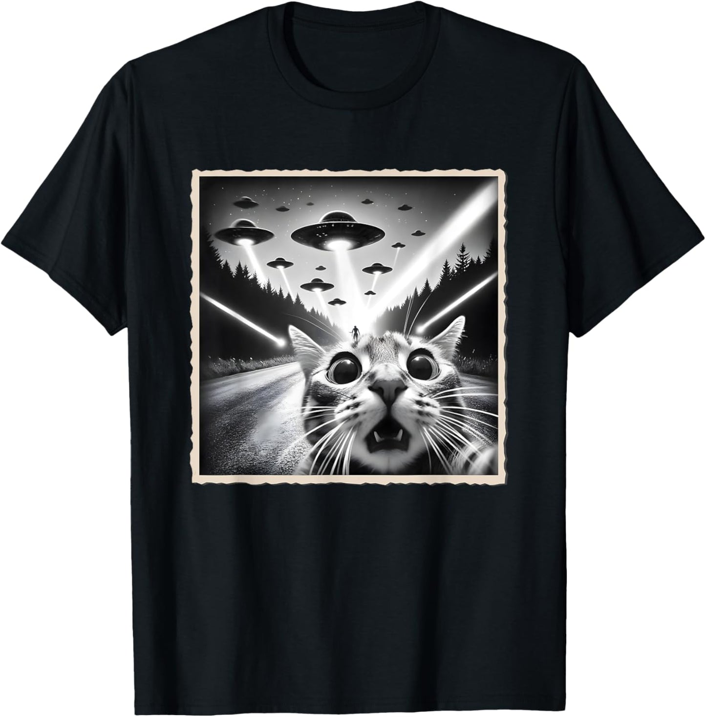 Cat Selfie With UFO | Funny Alien & Cat T-Shirt
