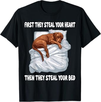Vizsla Sleeping Pajamas Nightgown T-Shirt