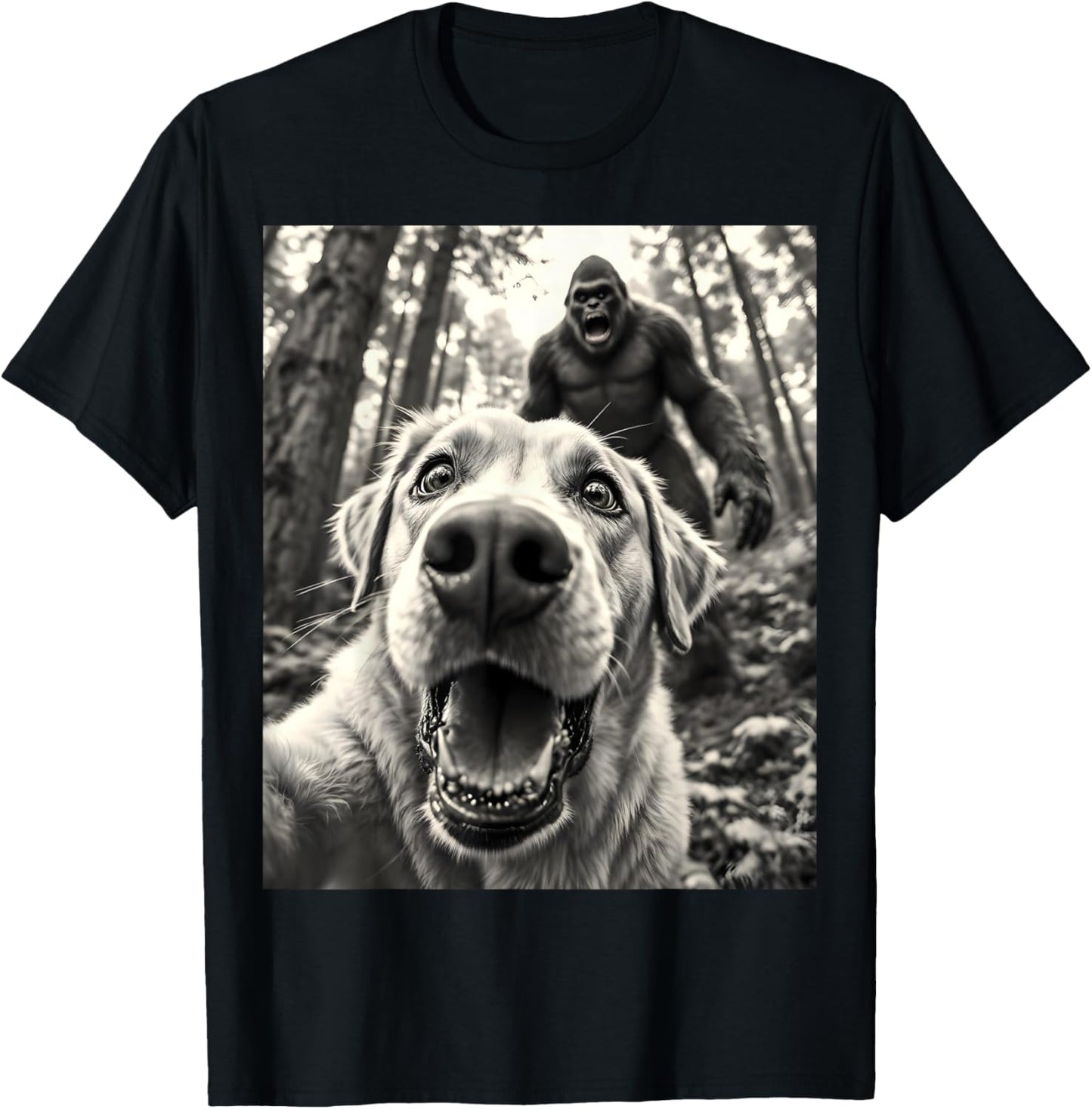 Labrador Selfie With Big Foot Fun Dog lover Gift For Family T-Shirt
