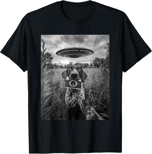 Funny German Shorthaired Pointer Ufo Selfie T-Shirt