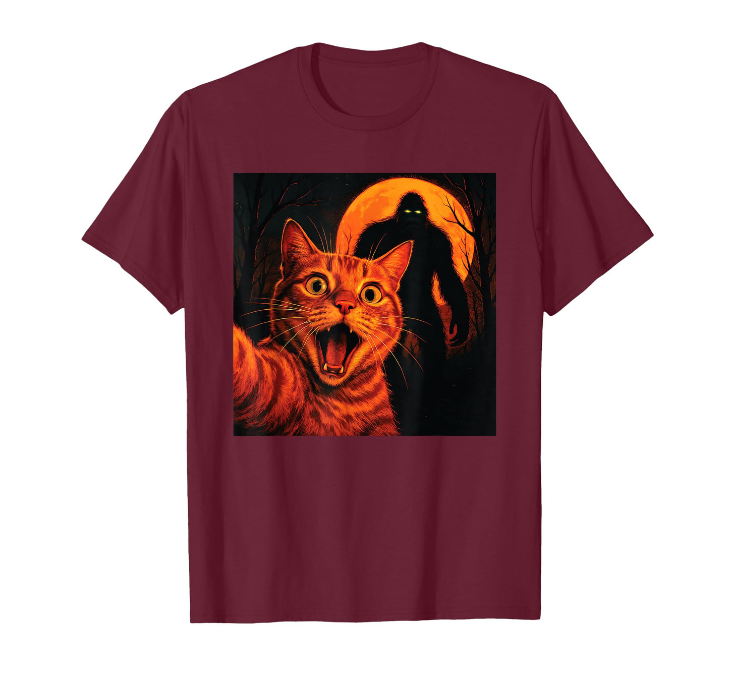 Surprised Orange Cat Selfie with Bigfoot Funny Sasquatch T-Shirt