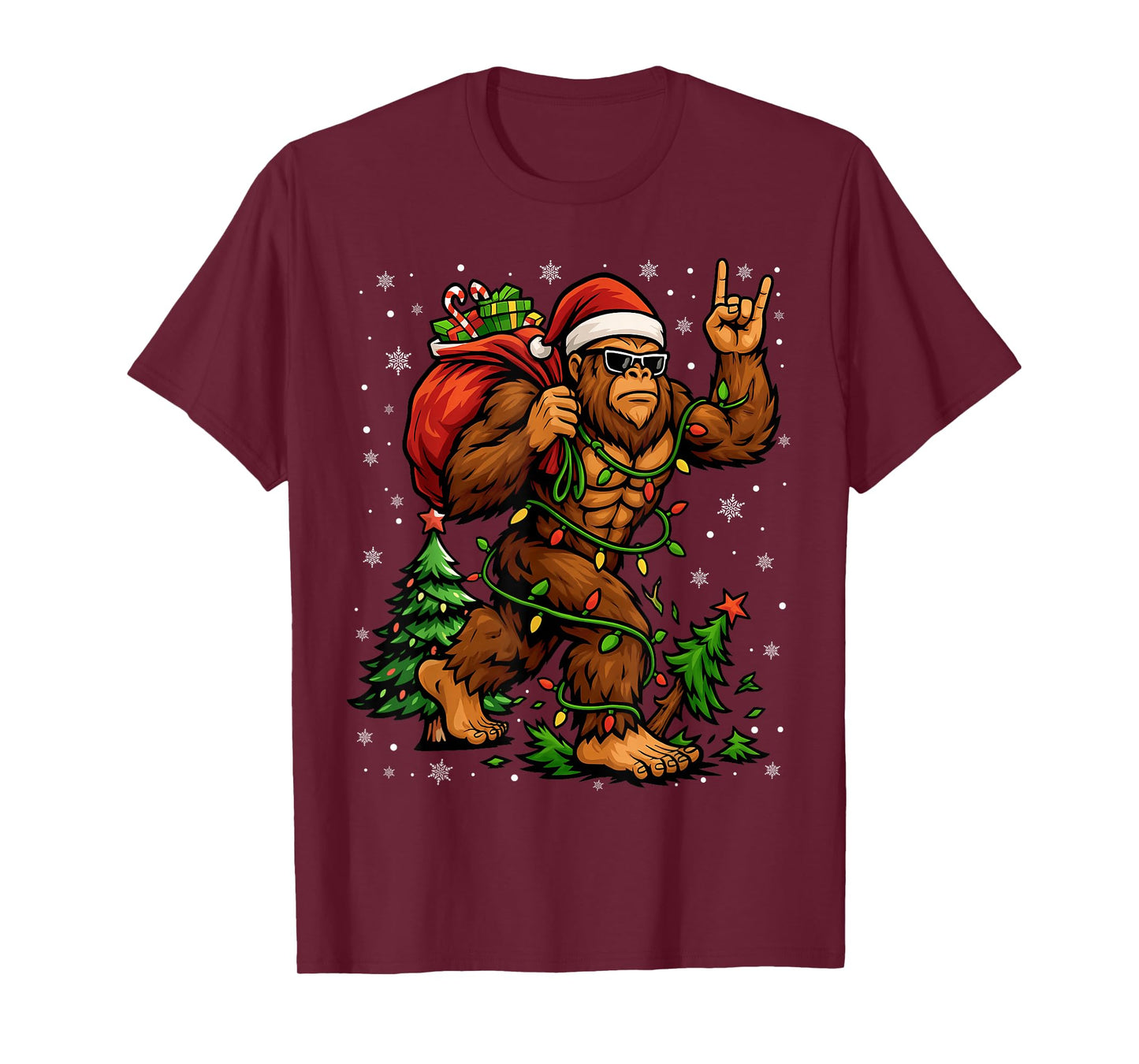 Santa Bigfoot Christmas Tree Xmas Lights Funny Sasquatch Men T-Shirt
