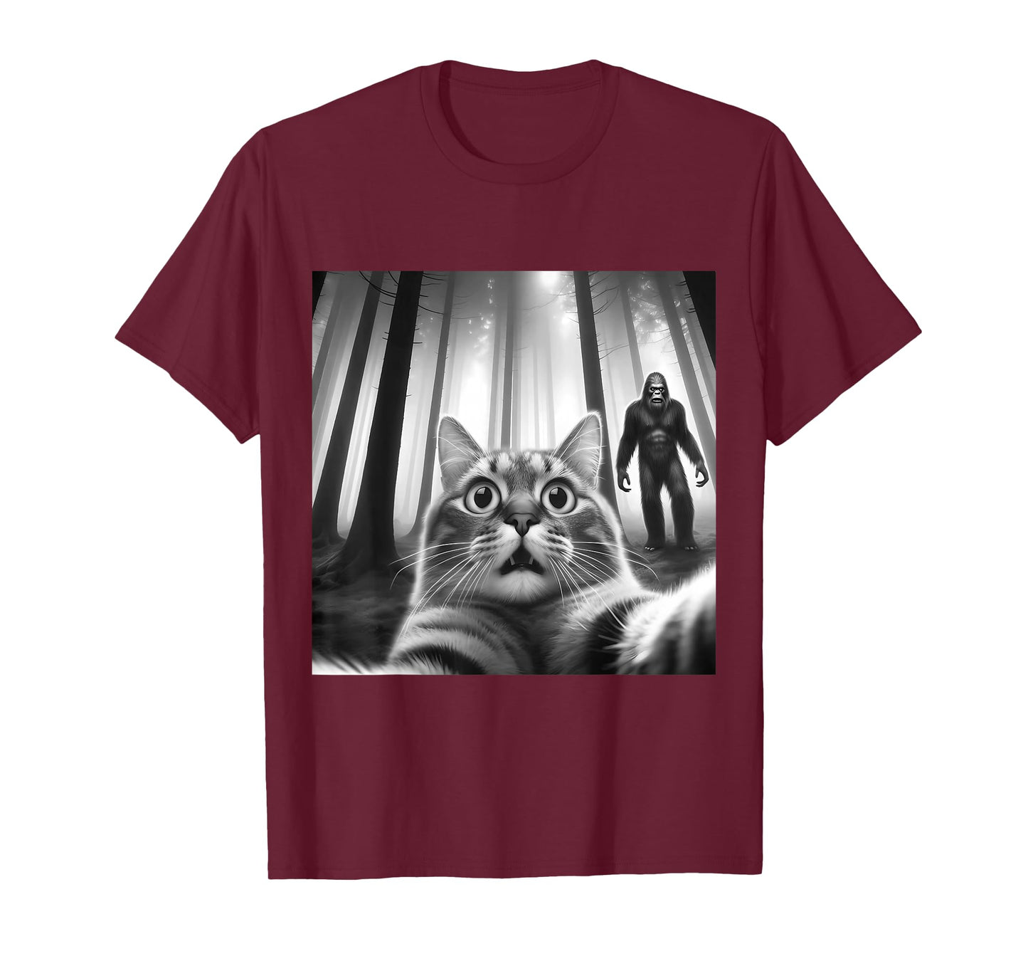Funny Scared Cat Selfie with Bigfoot Cat Lovers Halloween T-Shirt