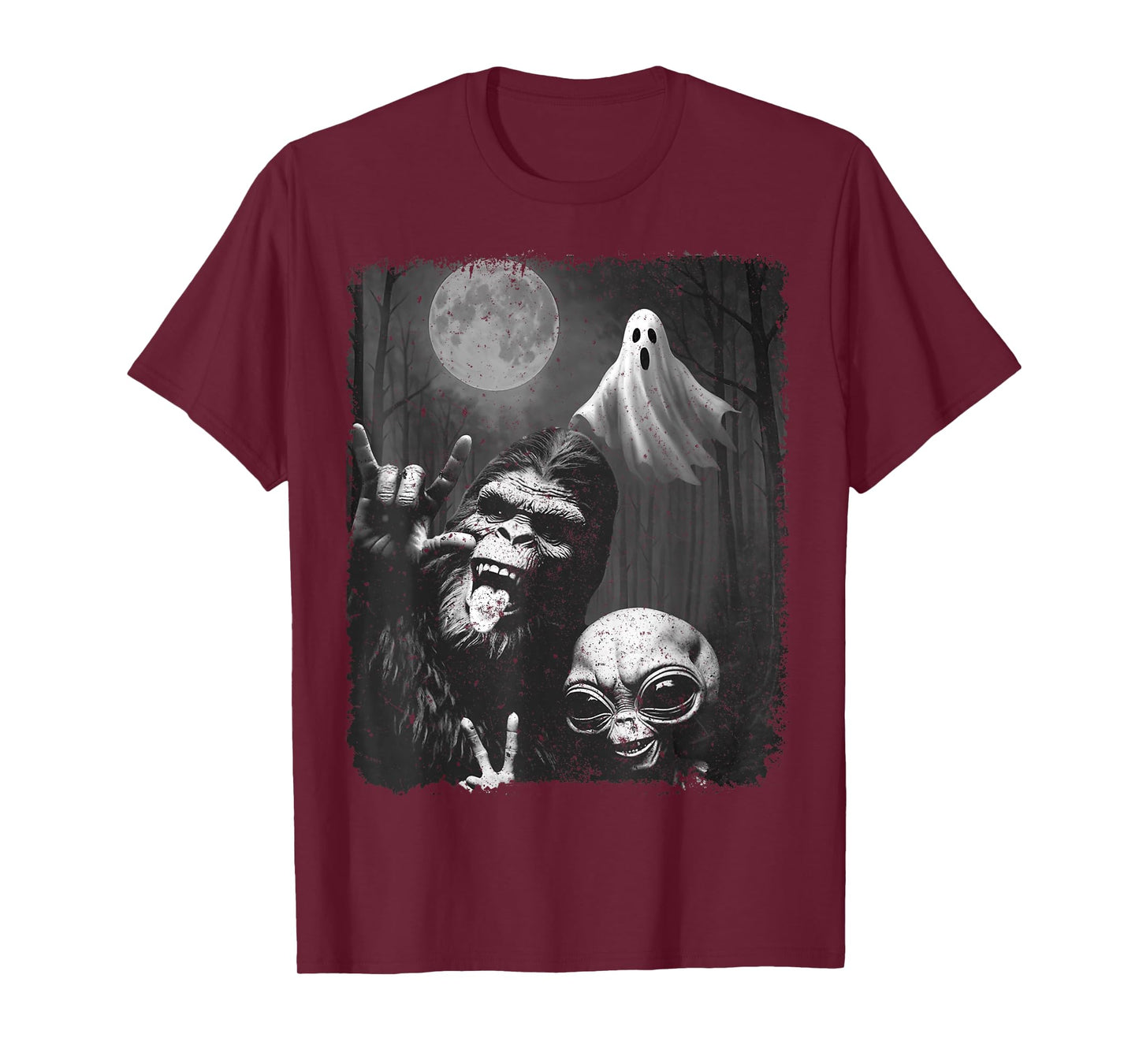 Funny Sasquatch & Alien Rock On Hand Sign Ghost Selfie T-Shirt