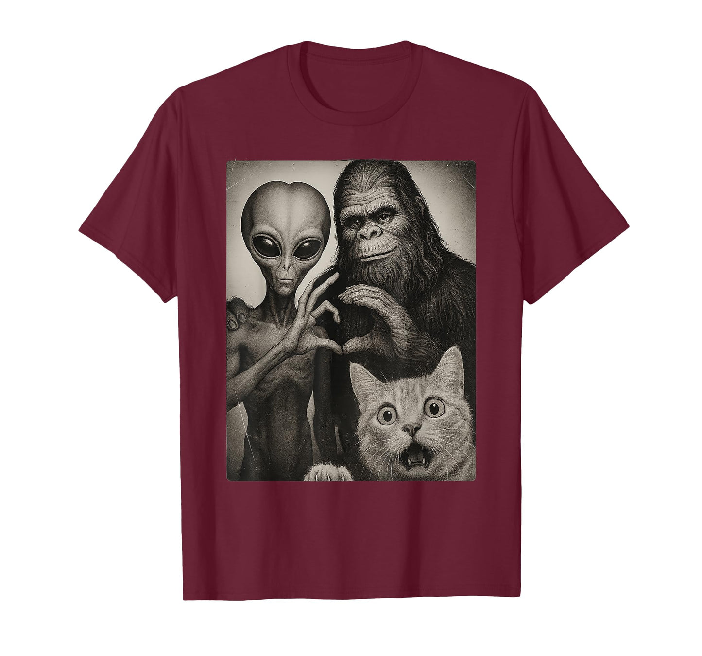 Funny Cat Selfie with Romantic Bigfoot in Love with Alien T-Shirt