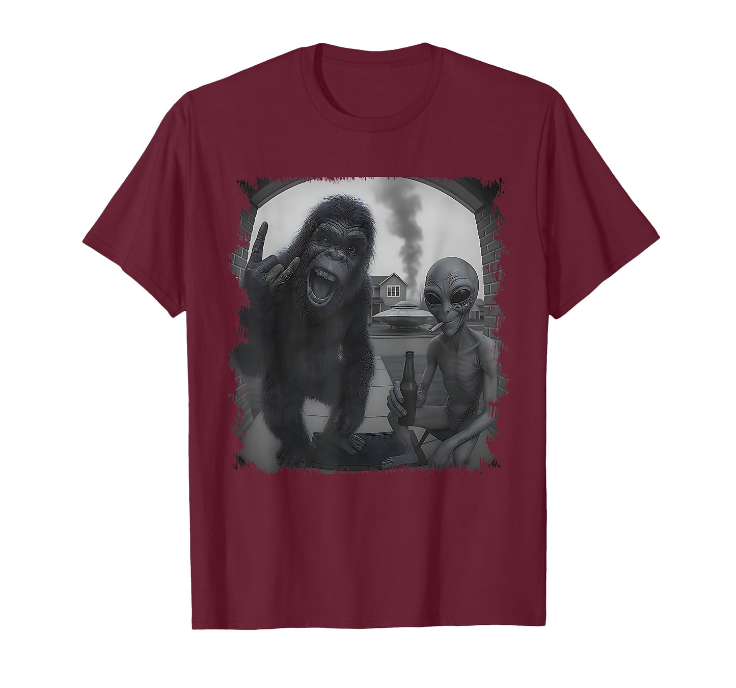 Funny Door Camera Men Women Sasquatch UFO Bigfoot And Alien T-Shirt