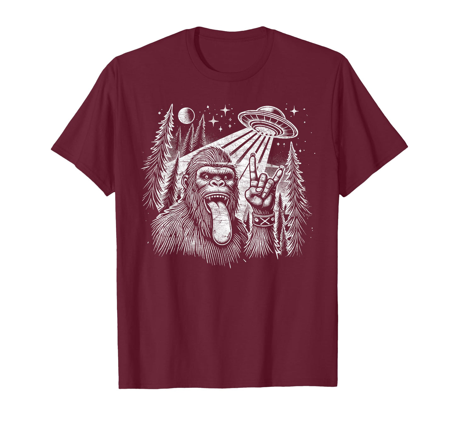 Sasquatch Selfie Big Foot Rock On UFO Alien Funny T-Shirt