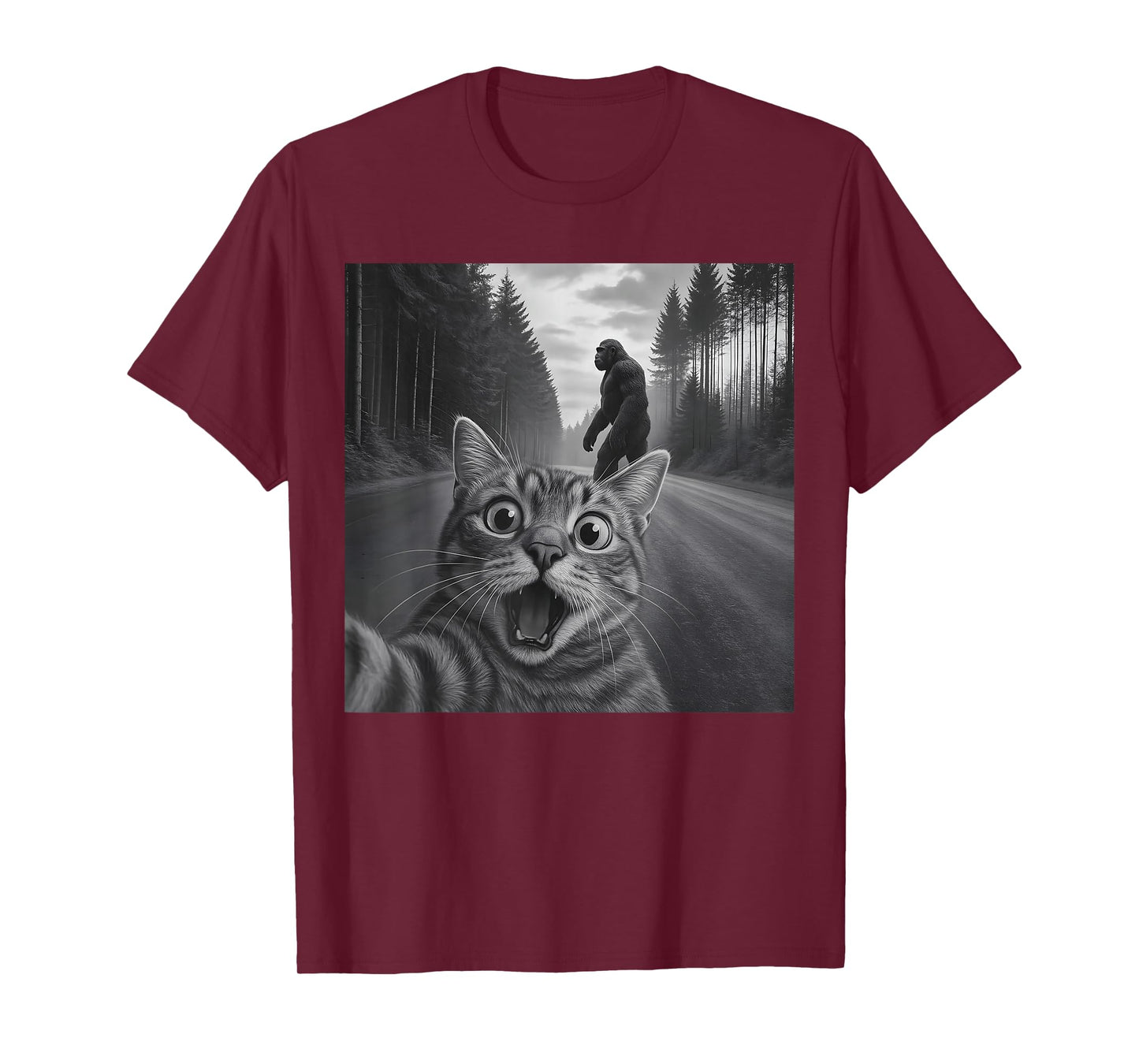 Funny Cat Selfie with Bigfoot Cat Lovers Gifts for Men Women T-Shirt