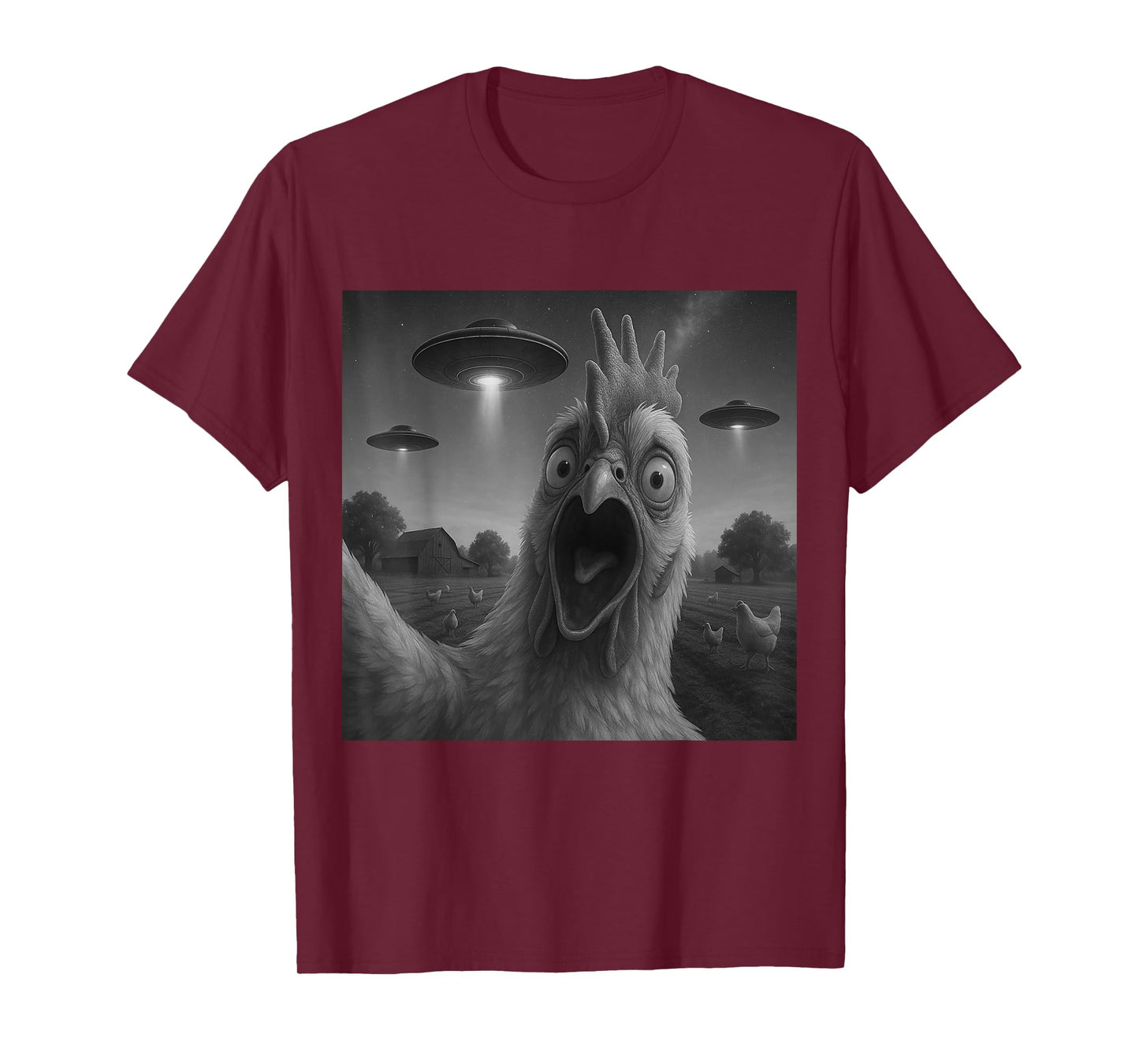 Chicken Rooster Funny Selfie Chicken with UFOs Weird Aliens T-Shirt