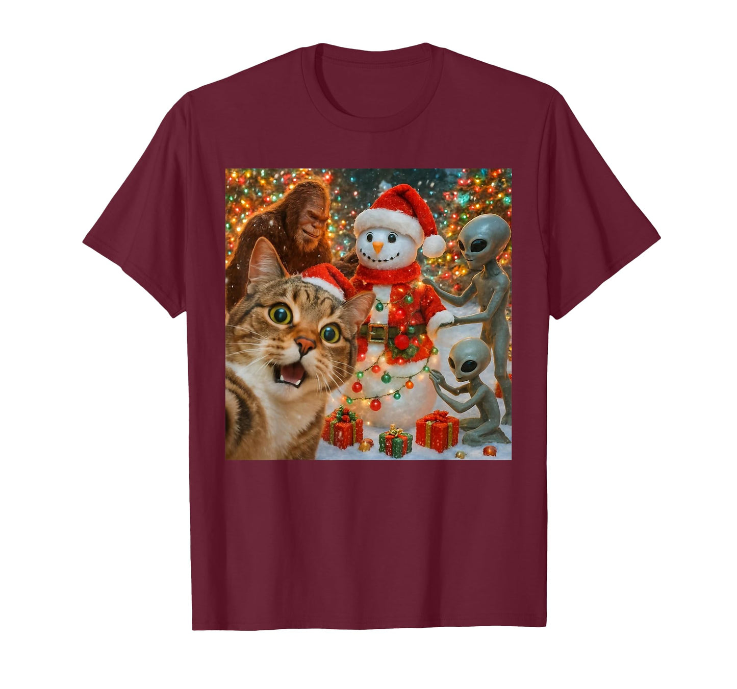 Funny Christmas Cat Selfie with Bigfoot Alien & Snowman T-Shirt