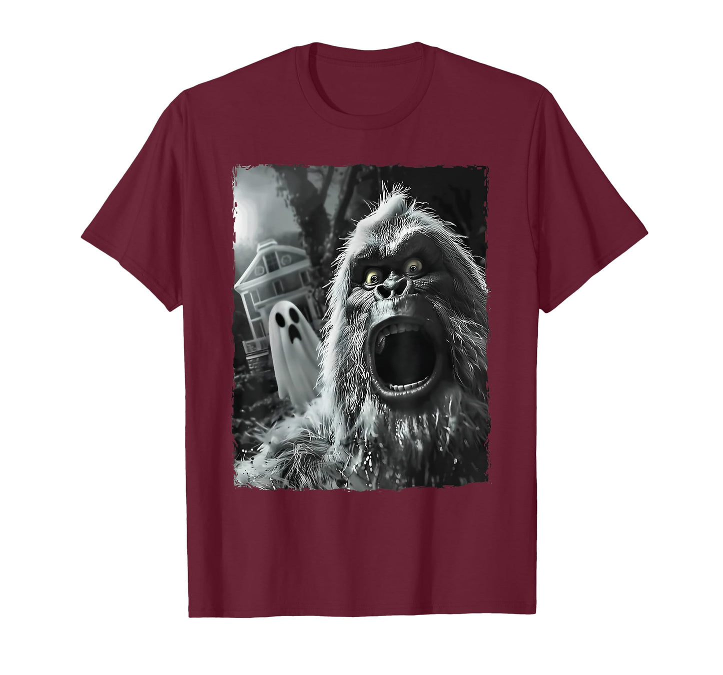 bigfoot sasquatch selfie with ghost halloween haunted house T-Shirt