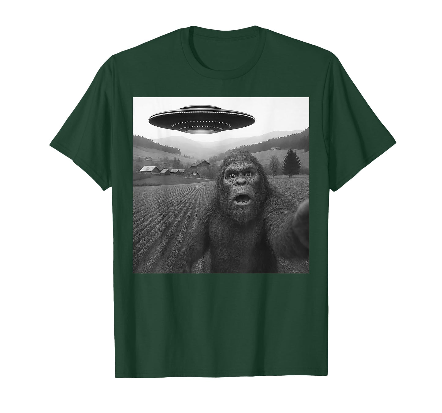 Bigfoot Selfie with Alien UFO Funny Gifts for Men Women Kid T-Shirt