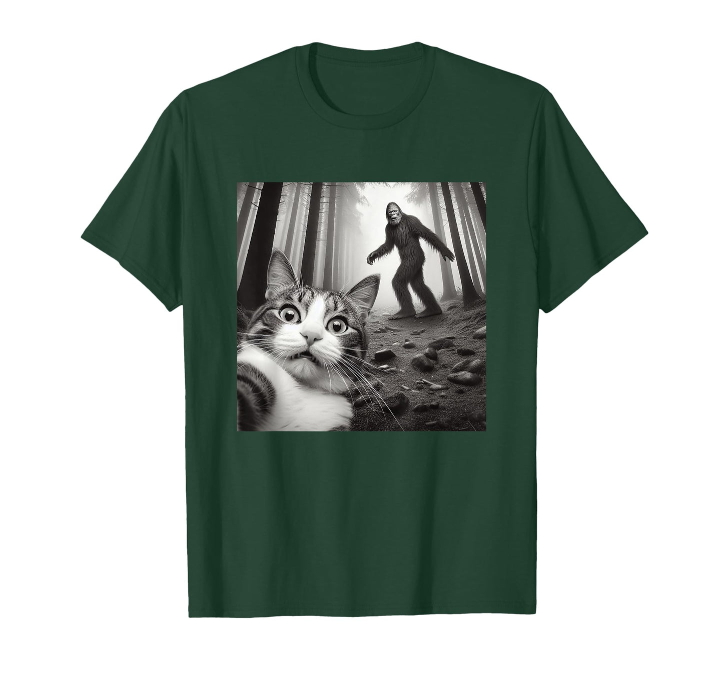 Funny Surprised Scared Cat Selfie With Sasquatsch Bigfoot T-Shirt for Men Women Girls Kids