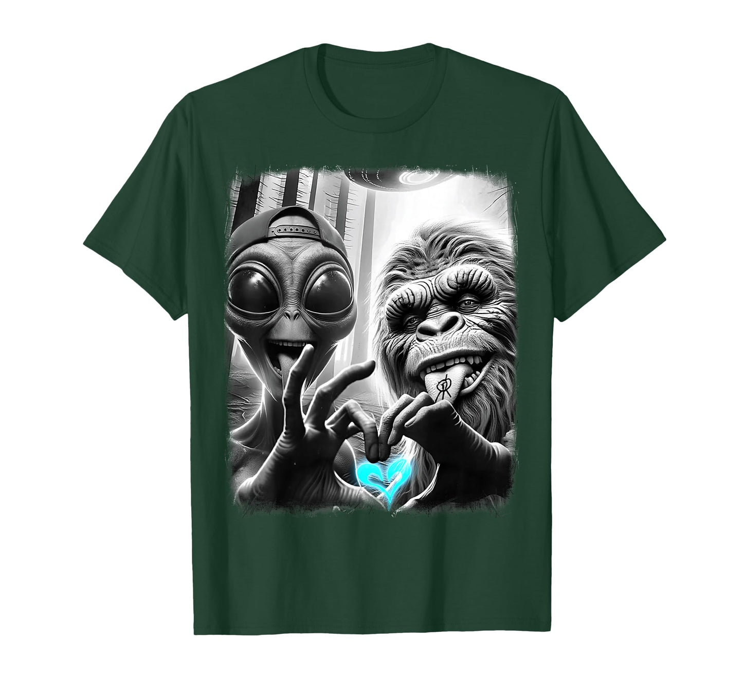 Bigfoot Sasquatch Alien Lovefest Love Hand Sign 0LTD4V T-Shirt