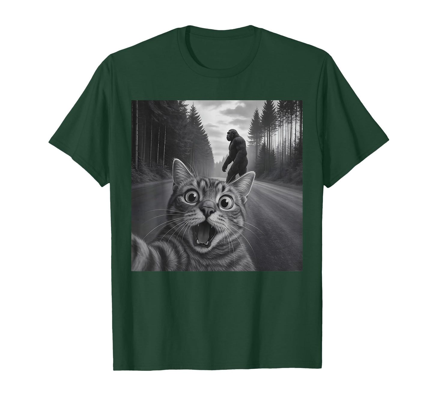 Funny Cat Selfie with Bigfoot Cat Lovers Gifts for Men Women T-Shirt