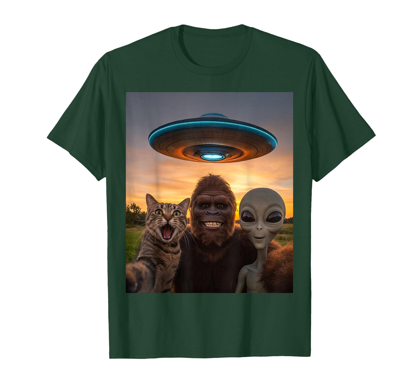 Cat Bigfoot Alien Selfie BFF Funny Photo With UFO T-Shirt