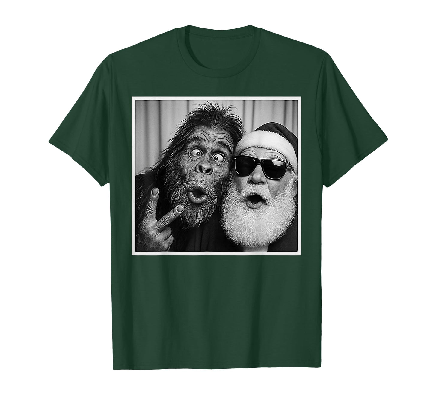 Funny Bigfoot photobooth with Santa Christmas Xmas T-Shirt