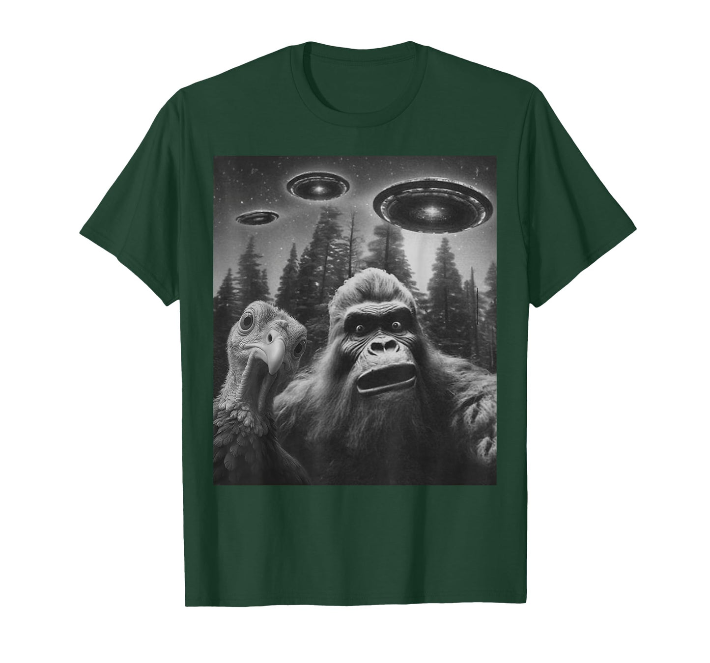 Funny Bigfoot Turkey Selfie UFO Thanksgiving Sasquatch Gifts T-Shirt