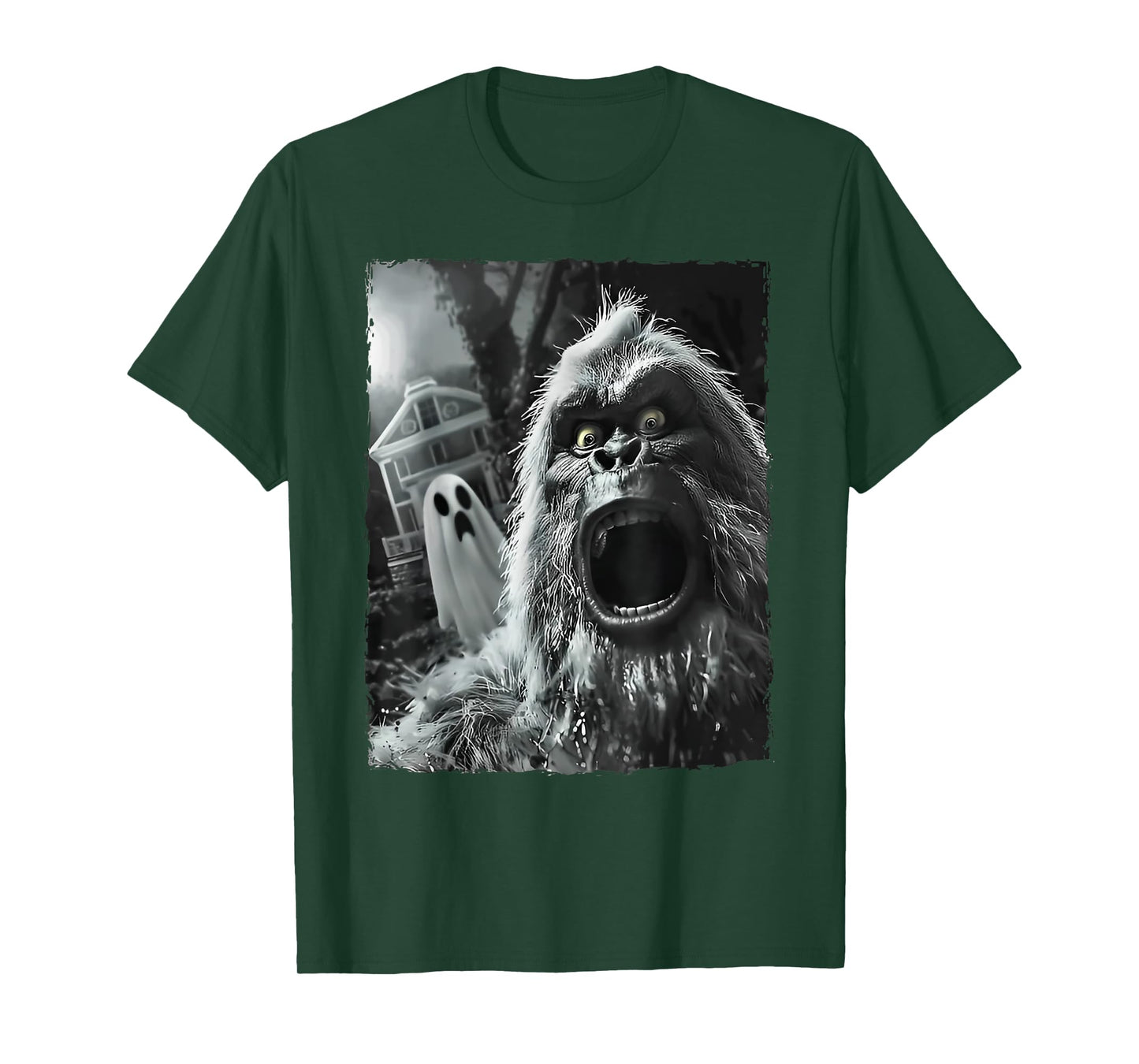 bigfoot sasquatch selfie with ghost halloween haunted house T-Shirt