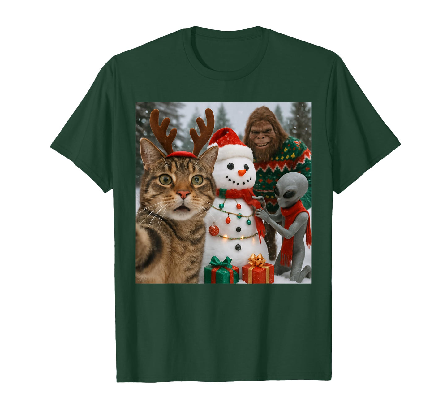 Funny Christmas Cat Selfie with Bigfoot Alien & Snowman T-Shirt