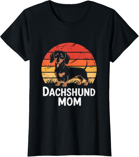 Retro Sunset Dachshund Wiener Dog Mom T-Shirt