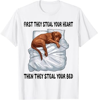 Vizsla Sleeping Pajamas Nightgown T-Shirt