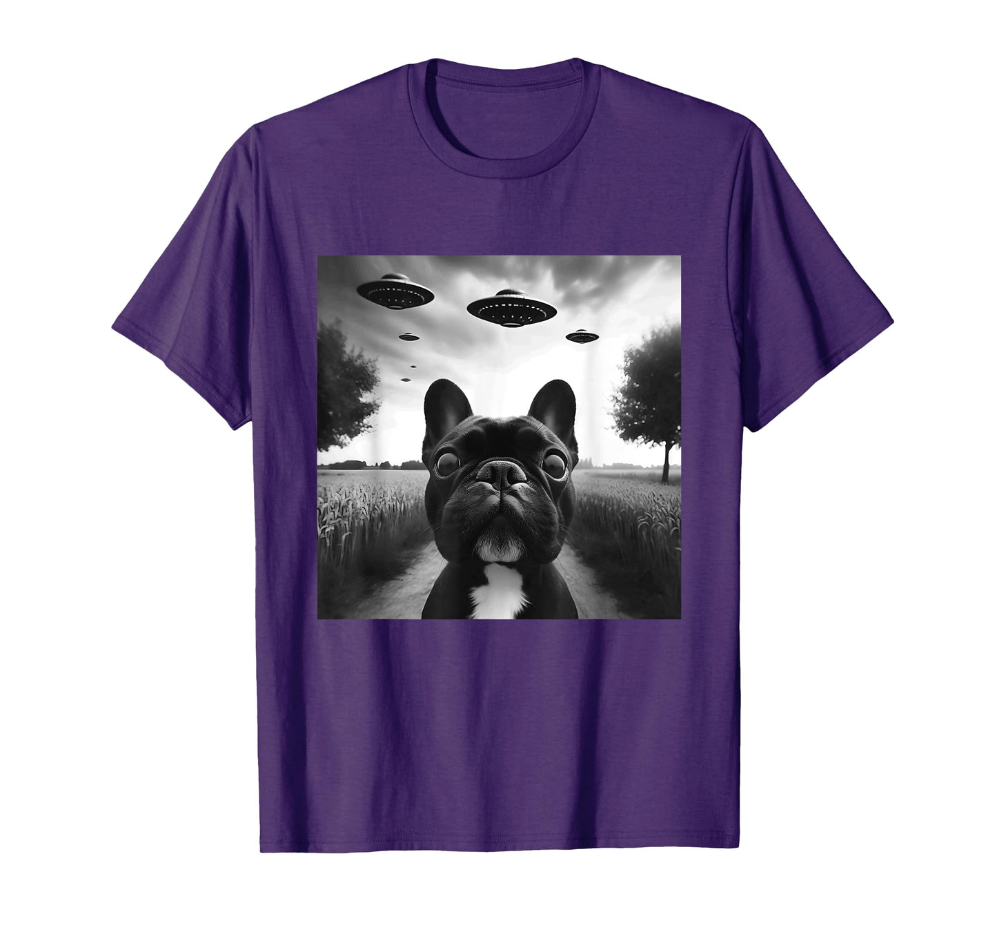 French Bulldog Funny Graphic Selfie with UFOs Weird Aliens T-Shirt