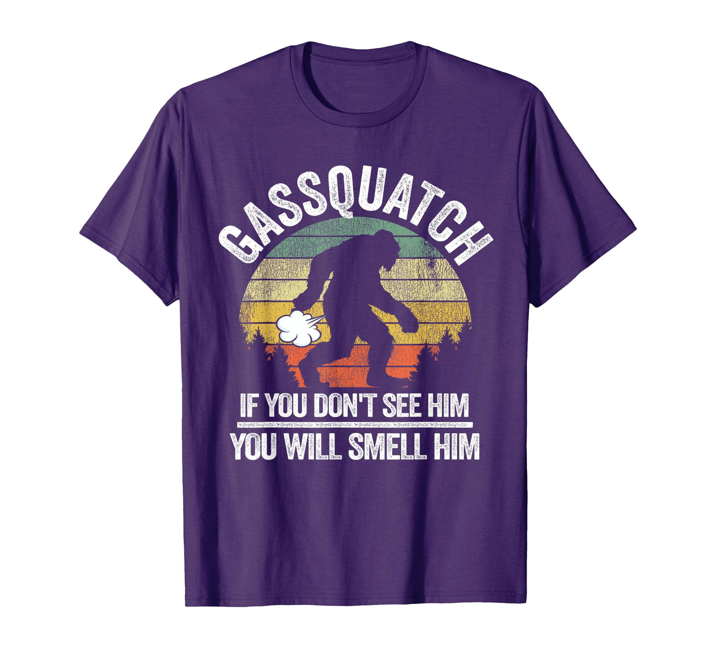 Vintage Sasquatch Believer & Retro Bigfoot Gifts Gassquatch Bigfoot Farting Outdoor Fart Funny Sasquatch T-Shirt