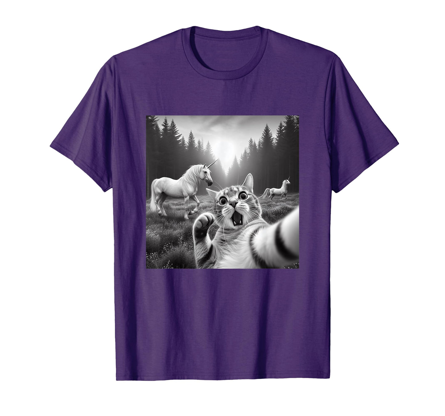 Funny Surprised And Scared Cat Selfie With Unicorns T-Shirt