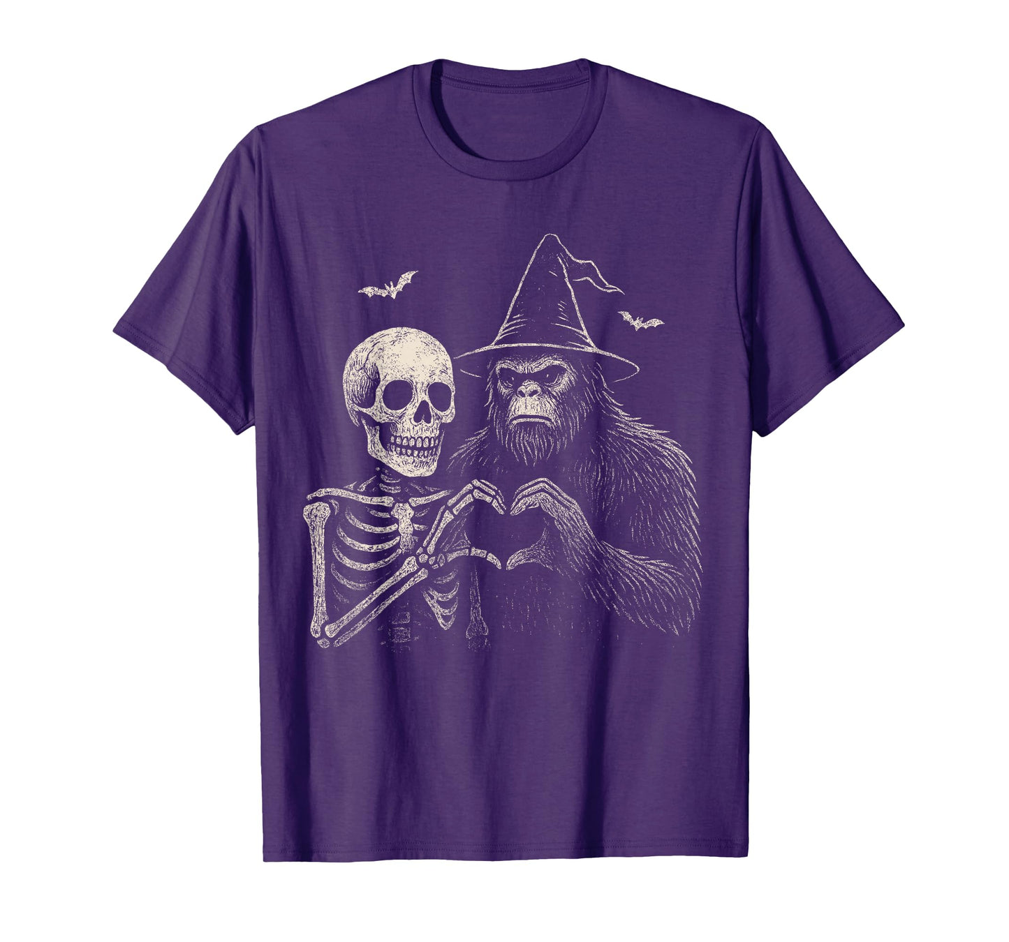 Funny Bigfoot Sasquatch Skeleton Halloween Love Men Spooky T-Shirt