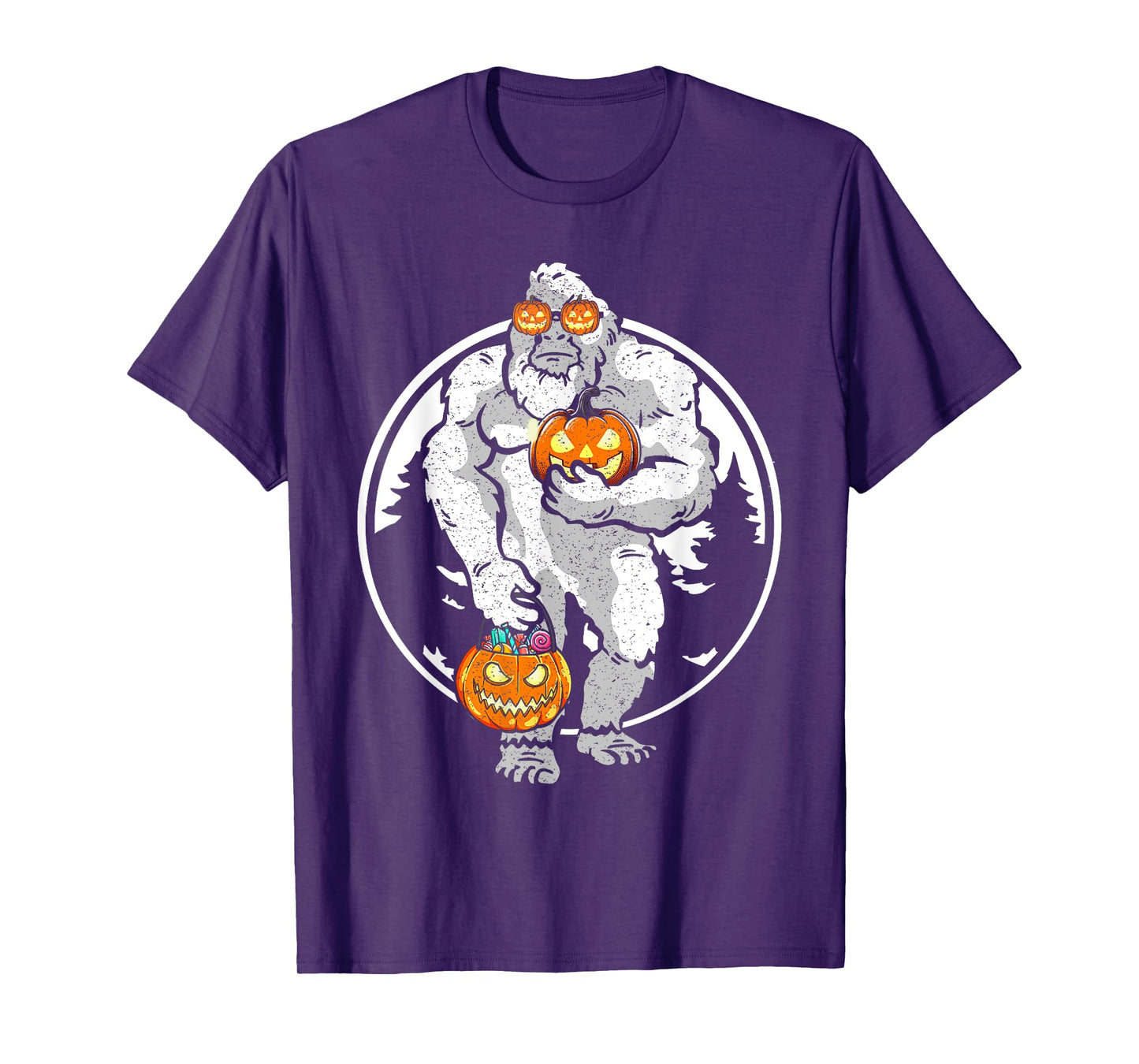 Bigfoot Yeti Pumpkin Candy Funny Halloween Sasquatch Costume T-Shirt