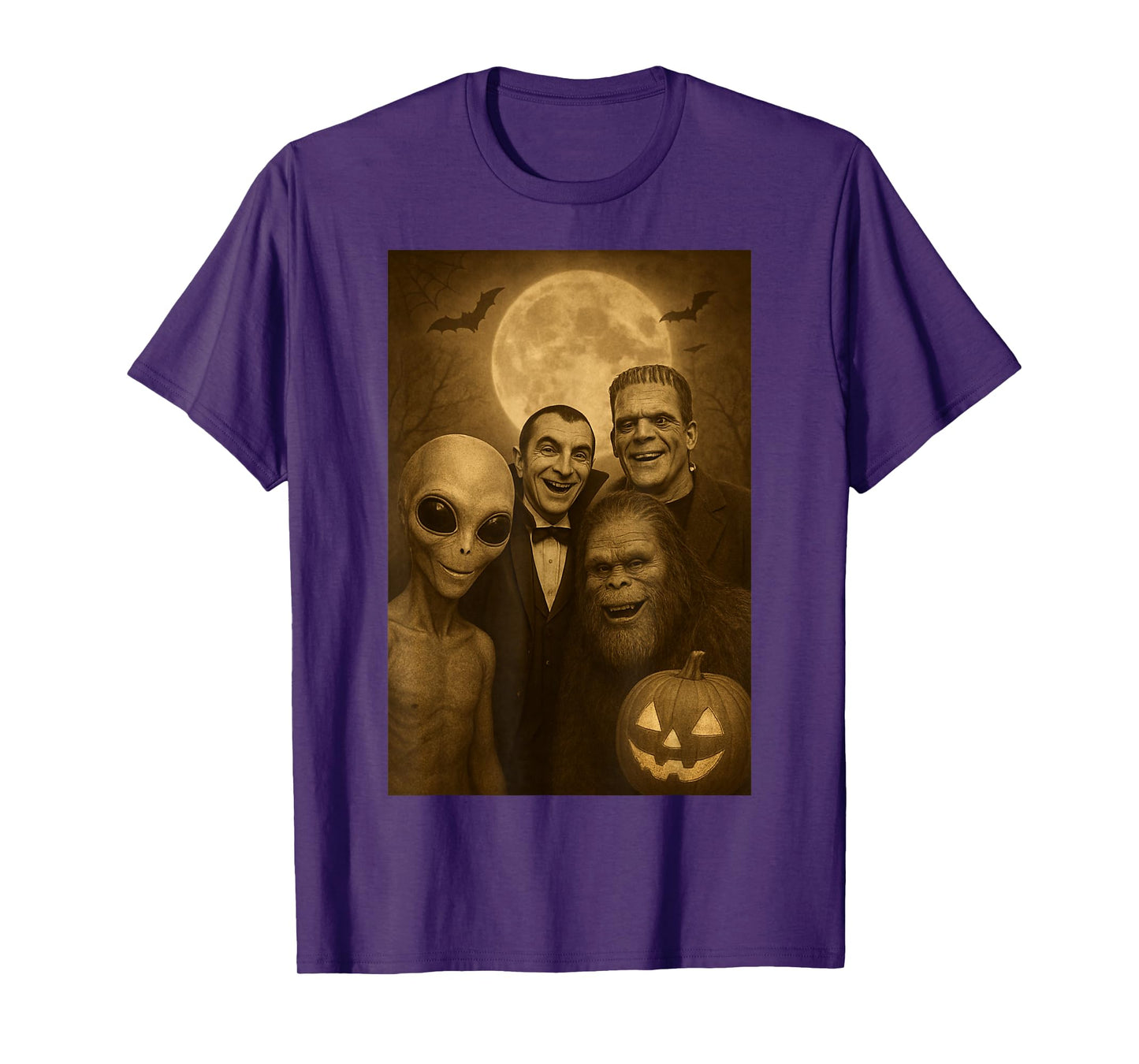 Halloween Party Bigfoot Alien Dracula Frankenstein Selfie T-Shirt