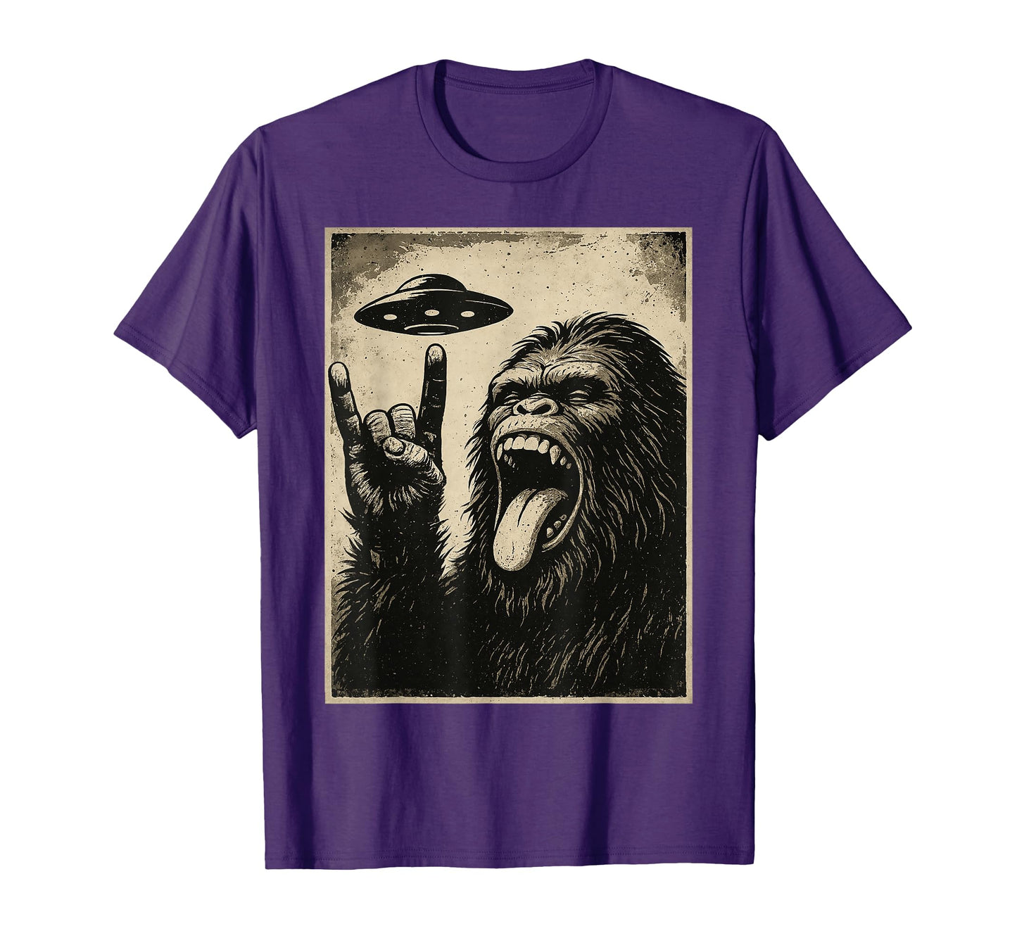 Bigfoot Rock Tongue UFO Selfie Sasquatch Rocker Boy Men Kids T-Shirt
