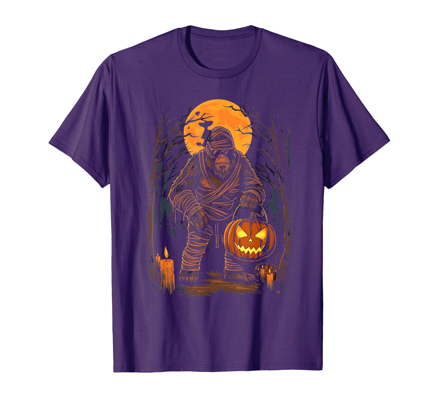 Mummy Bigfoot Holding Pumpkin Halloween Costume Fun T-Shirt