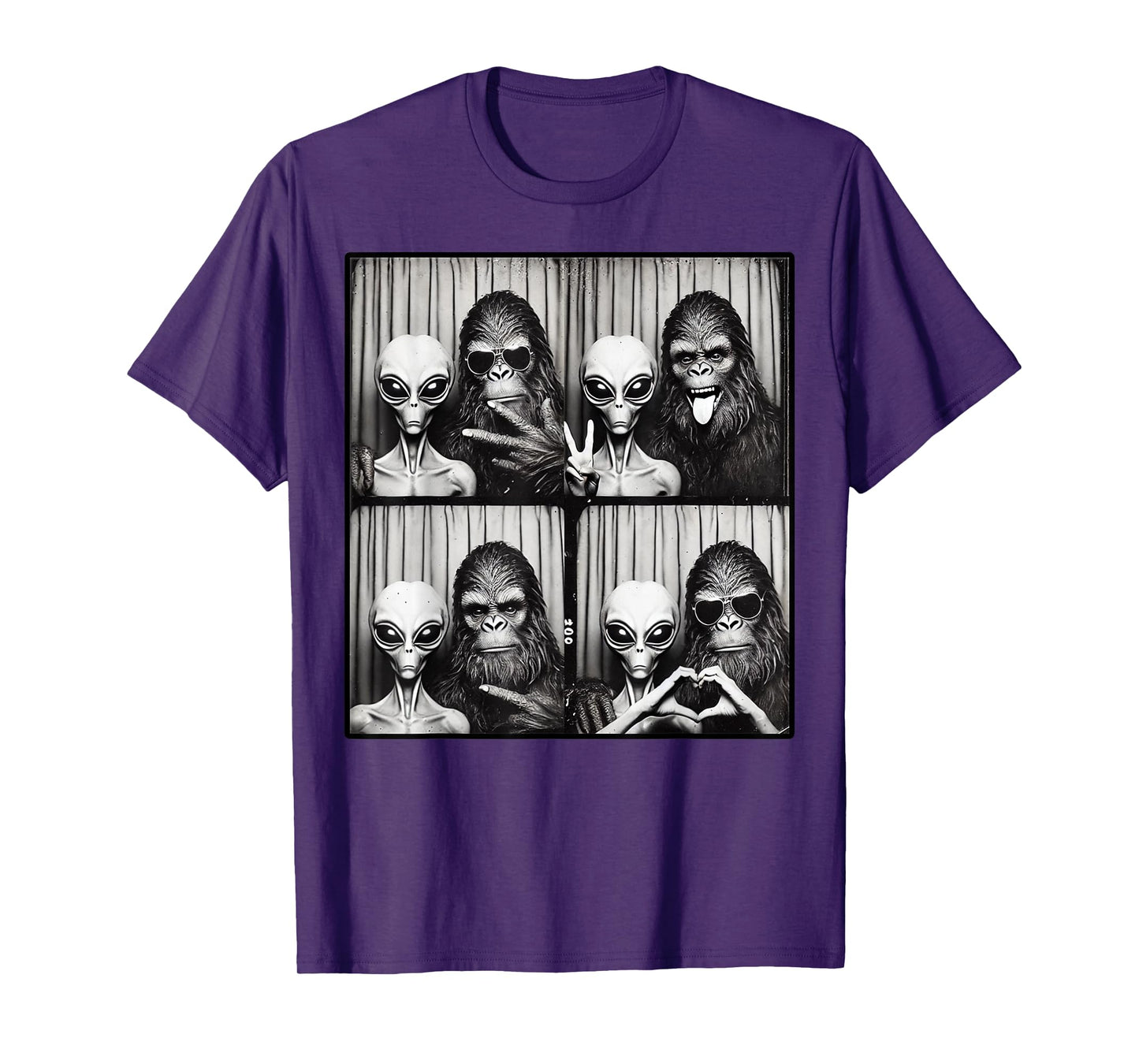 Funny Photobooth Sasquatch UFO Bigfoot And Alien Photobooth T-Shirt