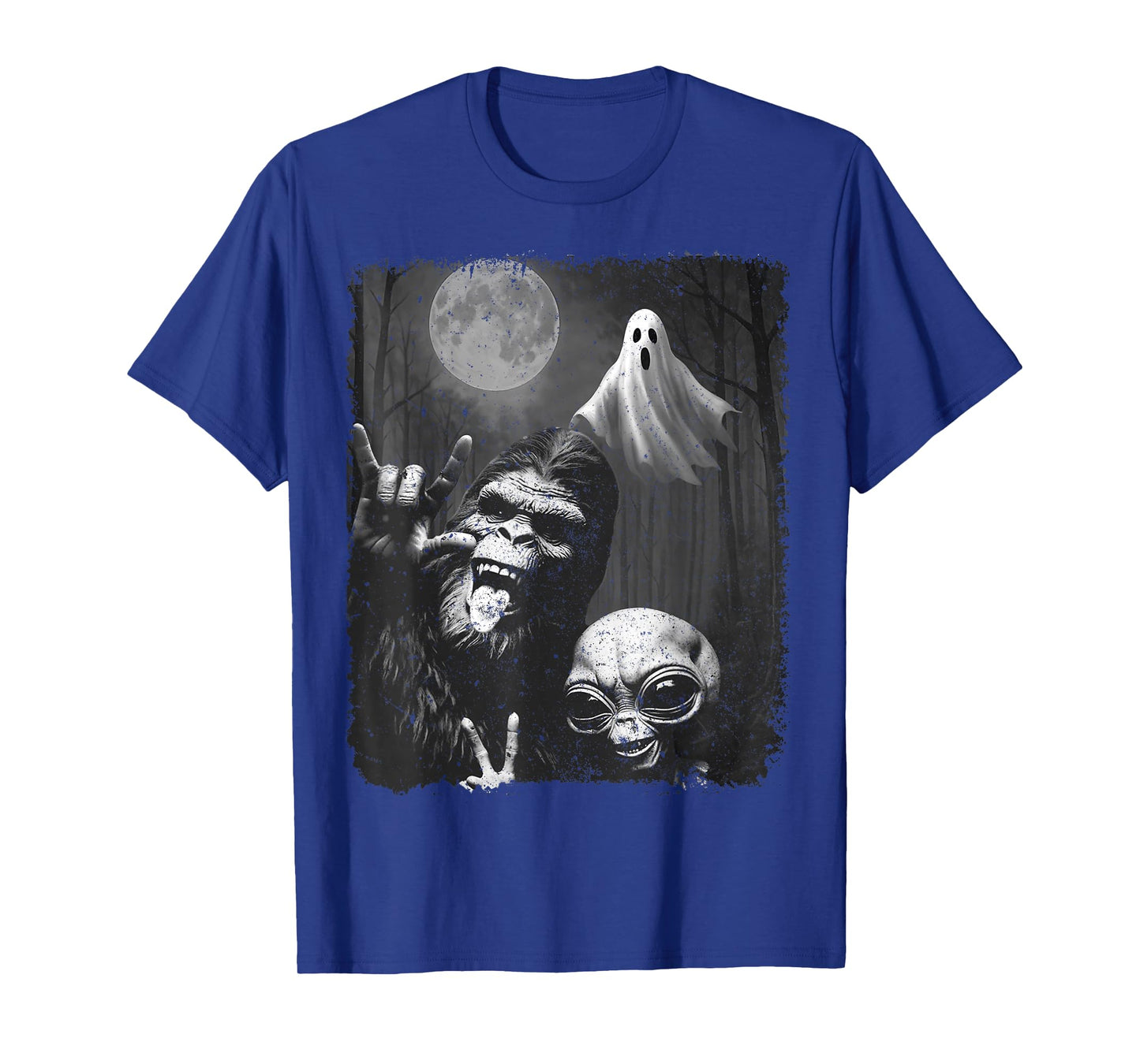 Funny Sasquatch & Alien Rock On Hand Sign Ghost Selfie T-Shirt