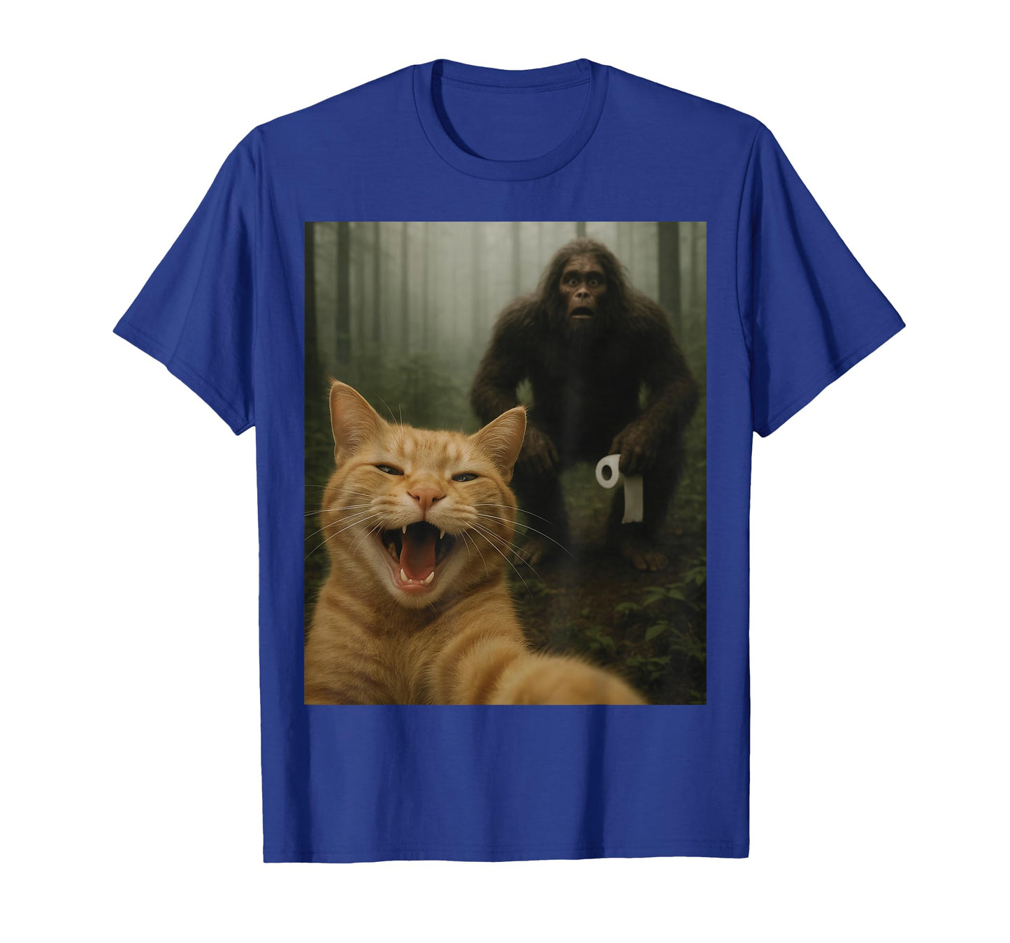 Funny Cat Surprised Happy Selfie with Bigfoot Sasquatch T-Shirt
