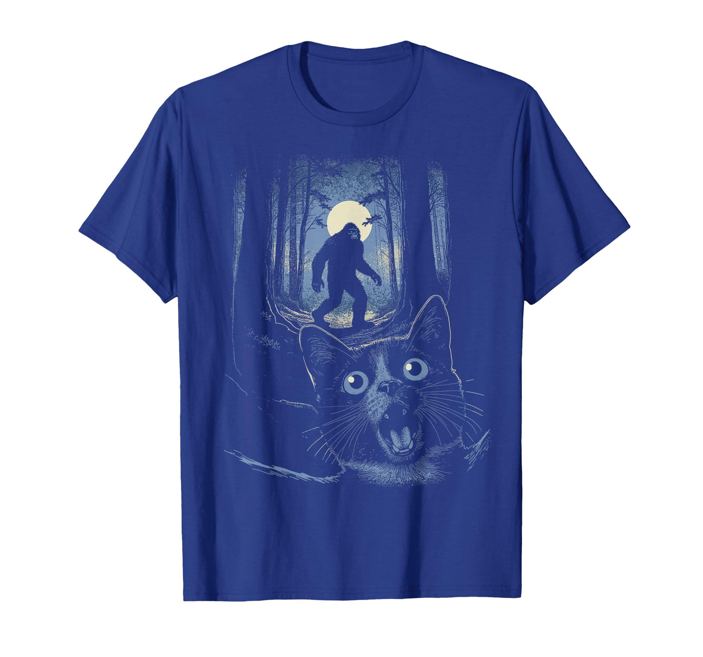 Funny Surprised Scared Cat Selfie With Bigfoot Sasquatch T-Shirt