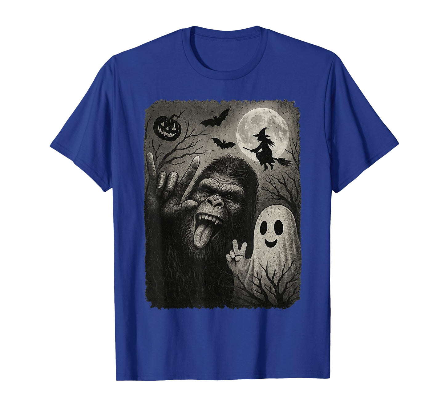 Funny Bigfoot Selfie With Boo Halloween Costume Mens Womens T-Shirt