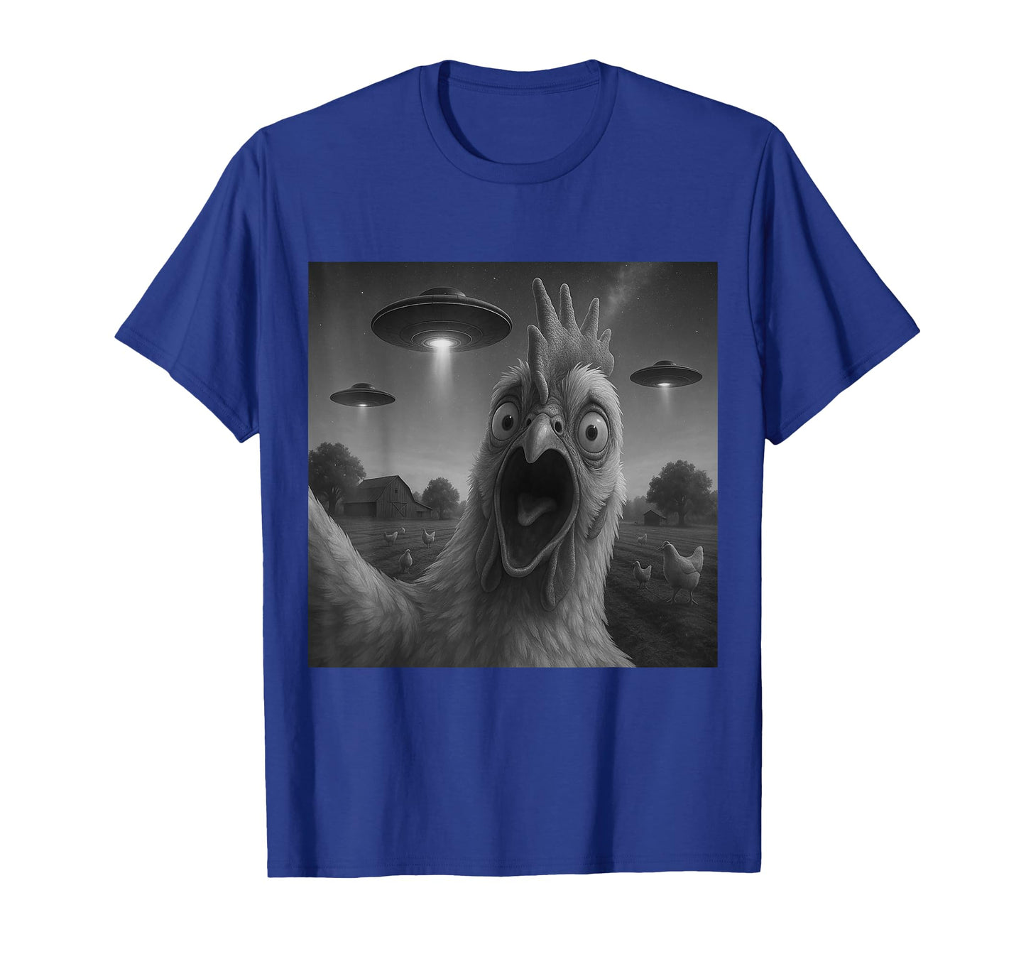 Chicken Rooster Funny Selfie Chicken with UFOs Weird Aliens T-Shirt