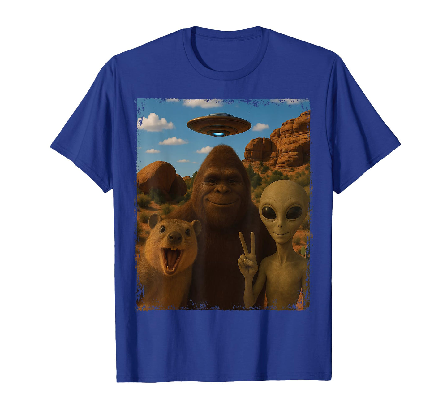 Funny Rock Hyrax Awawa Bigfoot Alien Selfie UFO Roswell T-Shirt