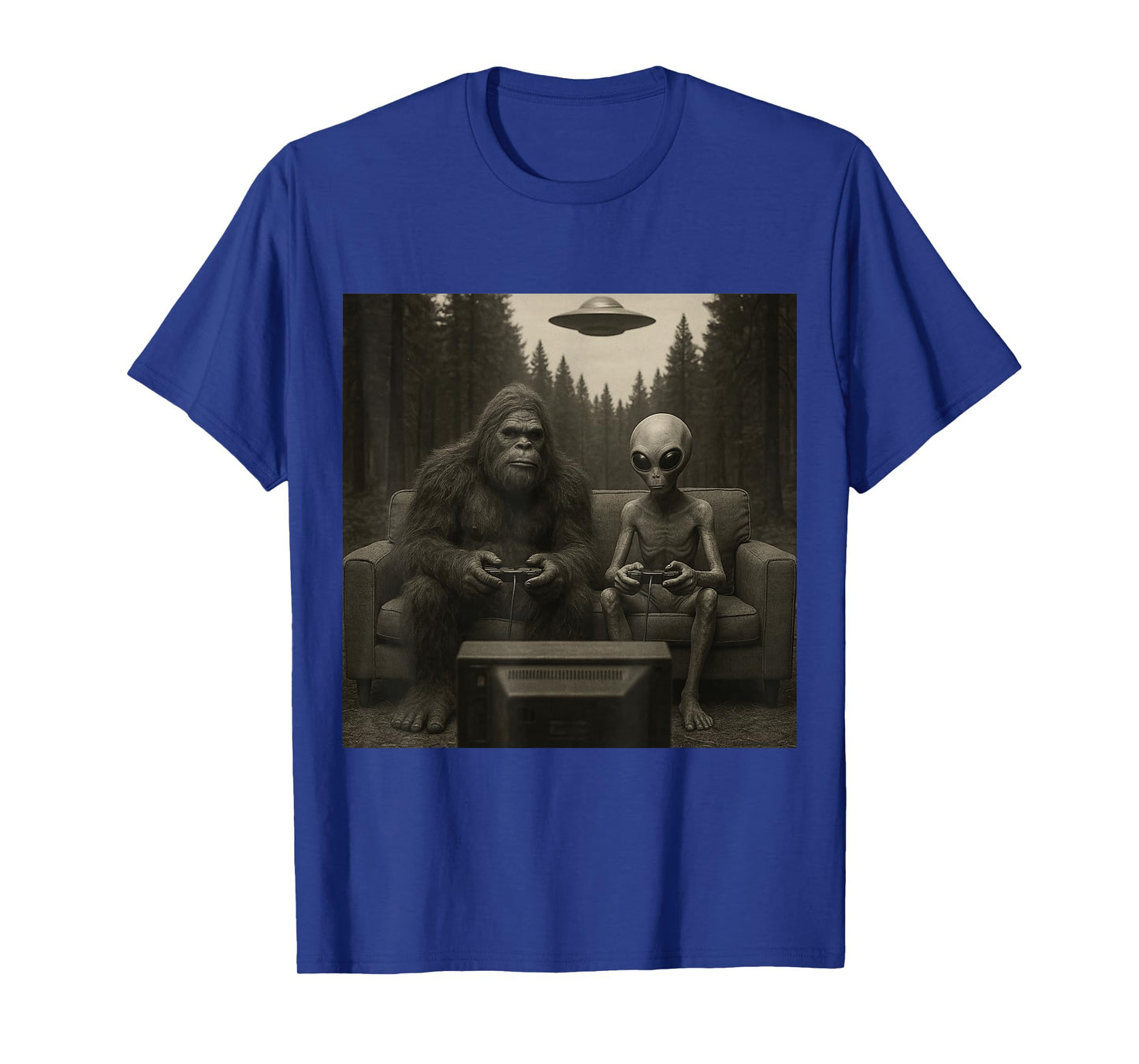 Funny Bigfoot and Alien Playing Video Games. UFO and Bigfoot T-Shirt