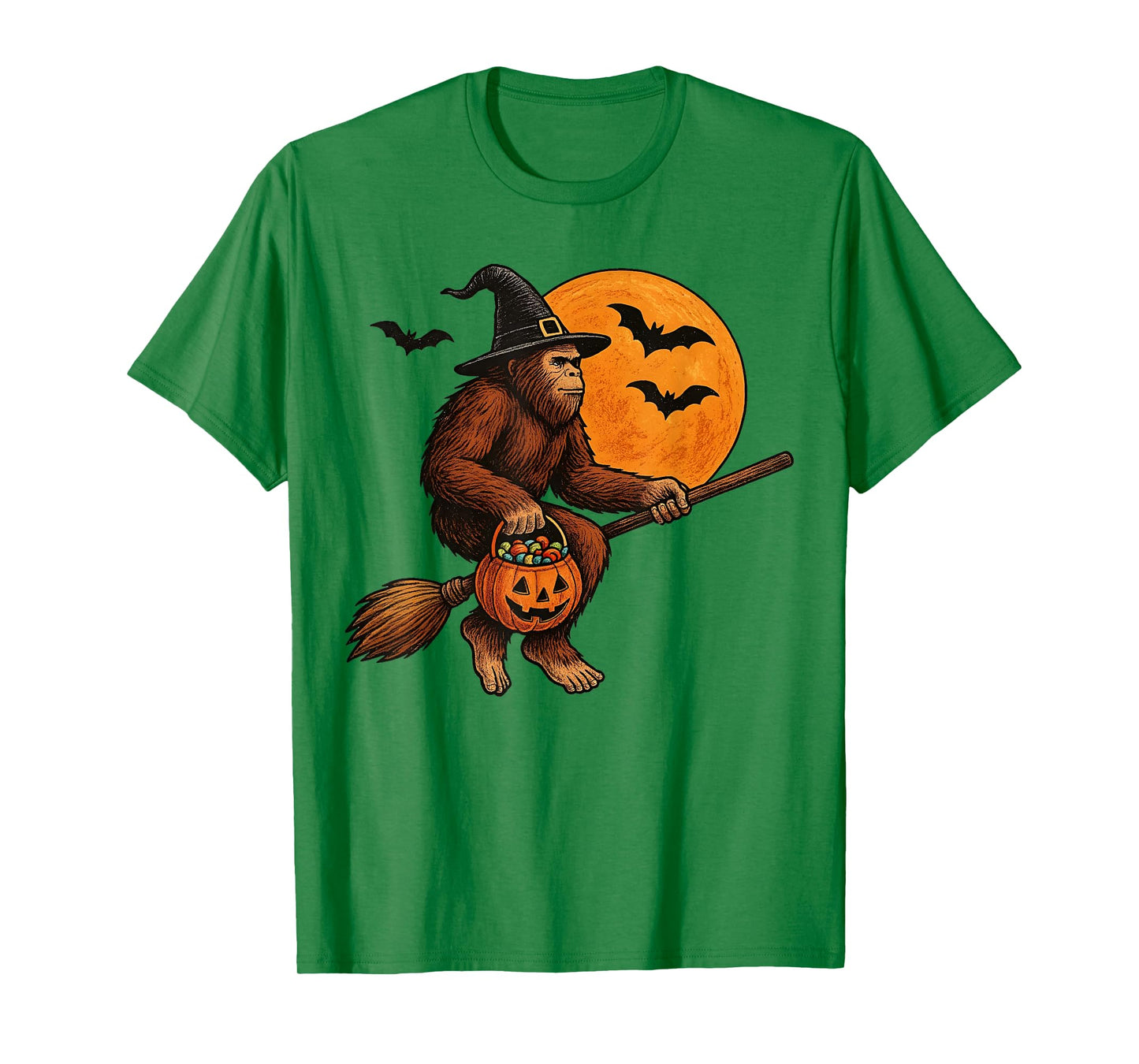 Bigfoot Sasquatch Witch Hat Pumpkin Halloween Men T-Shirt