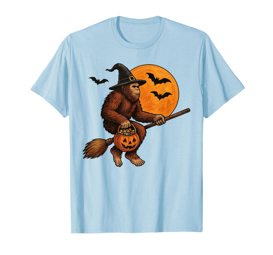 Bigfoot Sasquatch Witch Hat Pumpkin Halloween Men T-Shirt